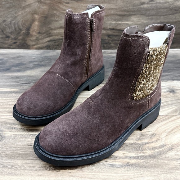 NIB Clarks Opal Sky 7M Dark Brown Suede Comfort Ankle Boots Booties - Picture 4 of 12